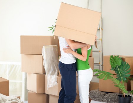 Checklist and packing supplies for a home removal in Osidge