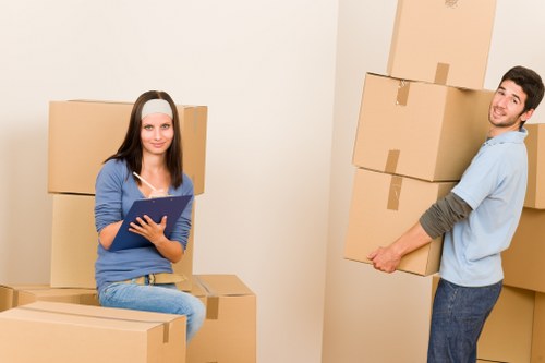 Moving day support for homes and flats in Osidge